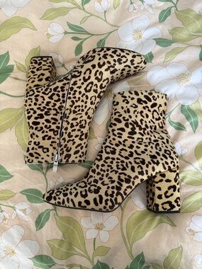 Leopard Print Block Heel Ankle Boots - Tan/Black